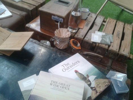 ©www.Karin-Linxweiler.ch & Jeffrey Bowman Talking about his Book TheOutsiders - The Great Wide Open at The OutDoor Tradeshow, Friedrichshafen D 16.7.2015